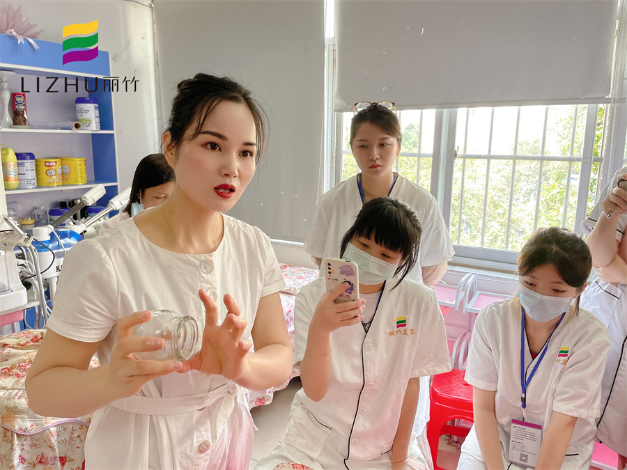 冬天拔火罐的注意事項(xiàng)，南寧學(xué)中醫(yī)經(jīng)絡(luò)知識(shí)