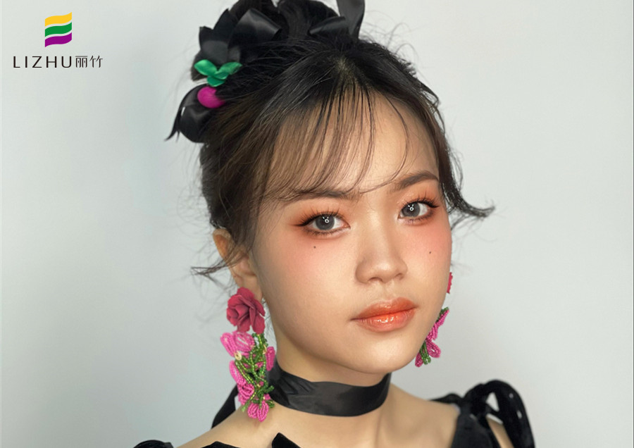 復(fù)古禮服造型，南寧化妝學(xué)校推薦