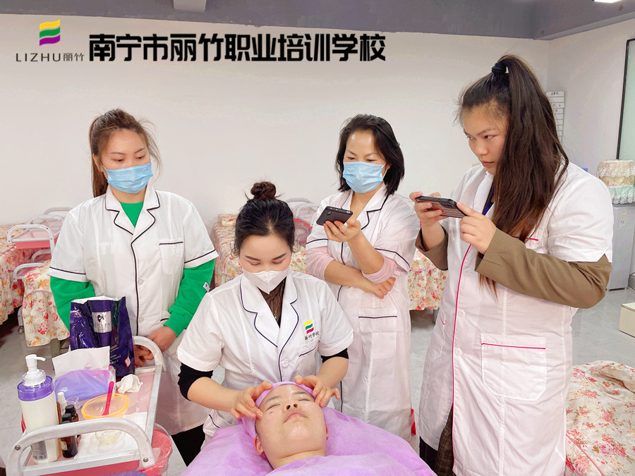 點(diǎn)按太陽(yáng)（xue）的注意事項(xiàng)，南寧按摩學(xué)校培訓(xùn)內(nèi)容