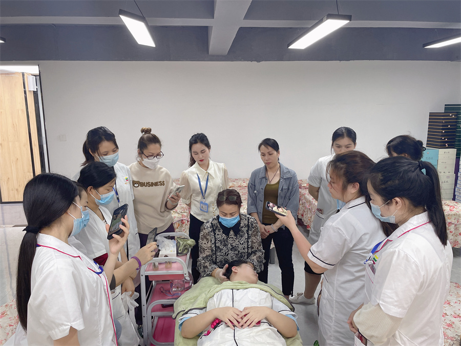 春季頭療的好處！南寧養(yǎng)生頭療美容學(xué)校分享