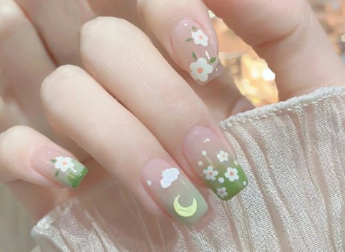 可愛甜心美甲，廣西美甲網(wǎng)紅造型班推薦