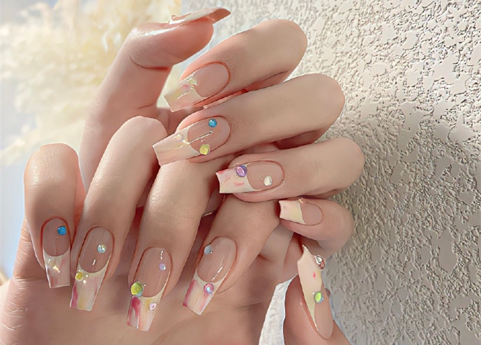 氛圍感美甲，南寧網(wǎng)紅美甲造型培訓(xùn)推薦