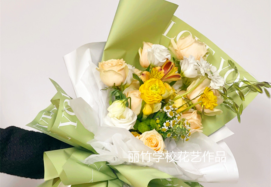 韓系花束的特點(diǎn)，廣西學(xué)插花藝術(shù)