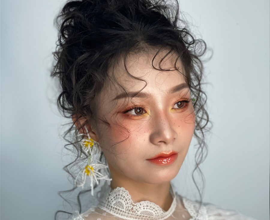 日系風尚新娘，廣西新娘造型彩妝學校作品