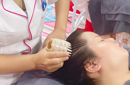 南寧養(yǎng)發(fā)頭療培訓(xùn)：梳頭為什么要選牛角梳？