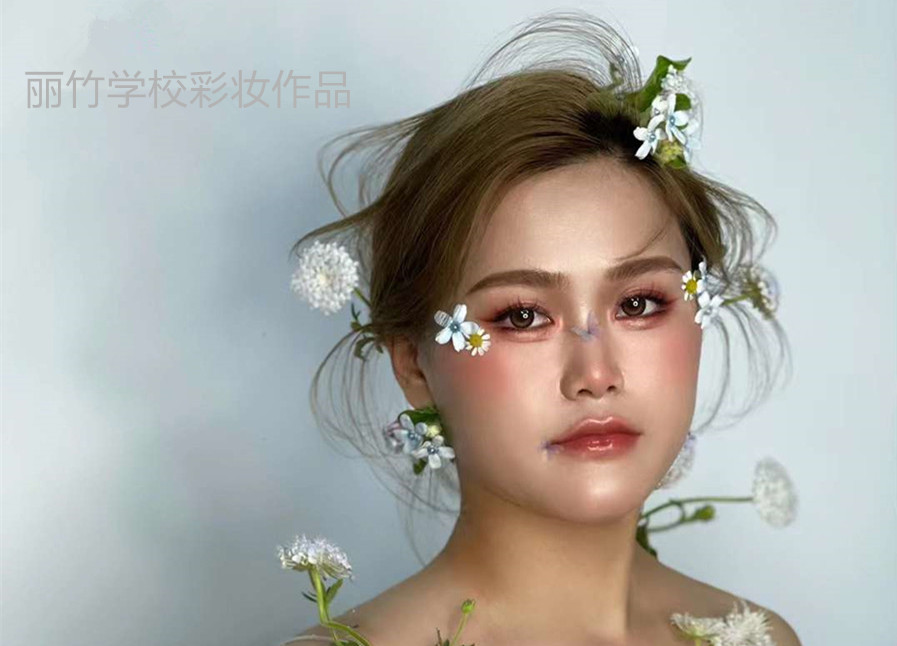 抽絲新娘造型，零基礎(chǔ)學(xué)化妝作品