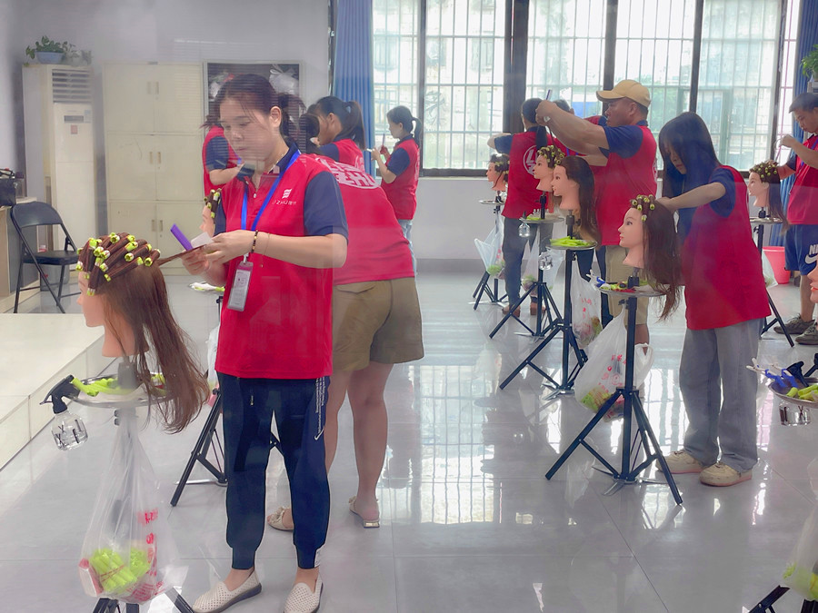 美發(fā)卷發(fā)杠的操作，零基礎(chǔ)學(xué)卷發(fā)