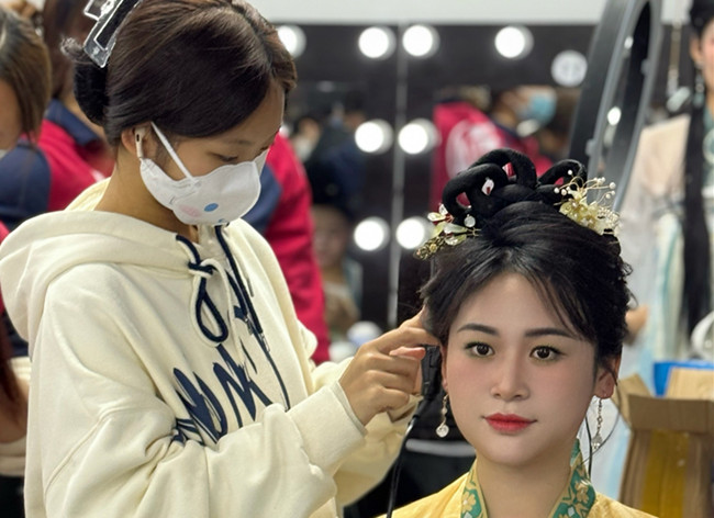 漢服造型設(shè)計(jì)，南寧培訓(xùn)漢服造型師作品