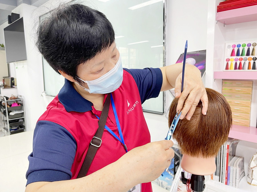 廣西美發(fā)技師學(xué)校年末生源爆爆爆