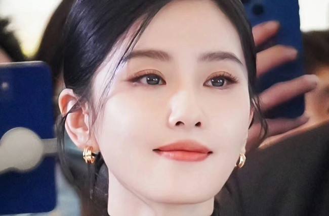 劉詩詩黑天鵝日常淡妝，廣西化妝彩妝專業(yè)分享