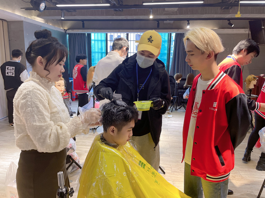 染發(fā)實用技巧，南寧燙染學(xué)校作品