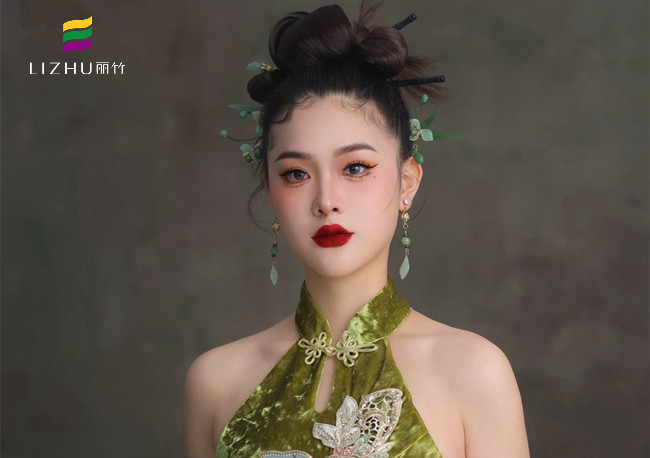 新中式造型，廣西學(xué)化妝形象（麗竹化妝培訓(xùn)）作品