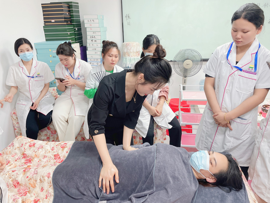 泥灸敷肚子的好，廣西美容美體操作講解