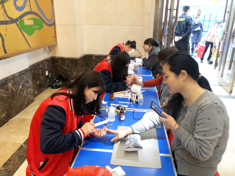 南寧美甲外出實(shí)踐 | 美甲實(shí)踐活動(dòng)