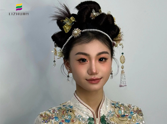  新中式秀禾造型，廣西新娘妝容造型培訓(xùn)