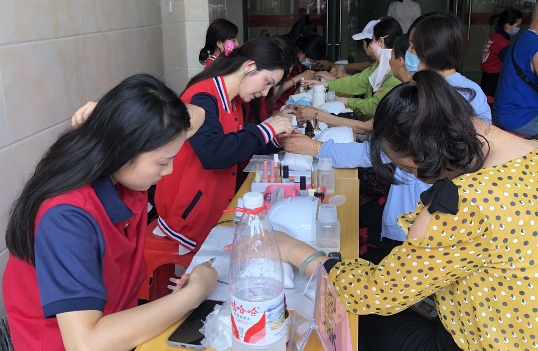 愛心美甲活動(dòng) | 南寧美甲培訓(xùn)外出實(shí)踐報(bào)告總結(jié)