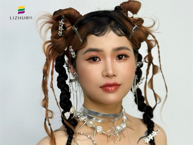 千禧甜辣妝，實力詮釋南寧彩妝學校哪家好？