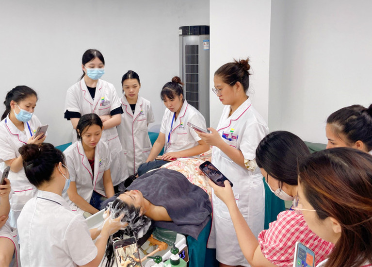 頭療洗頭有什么作用？南寧頭療培訓學校實操講解
