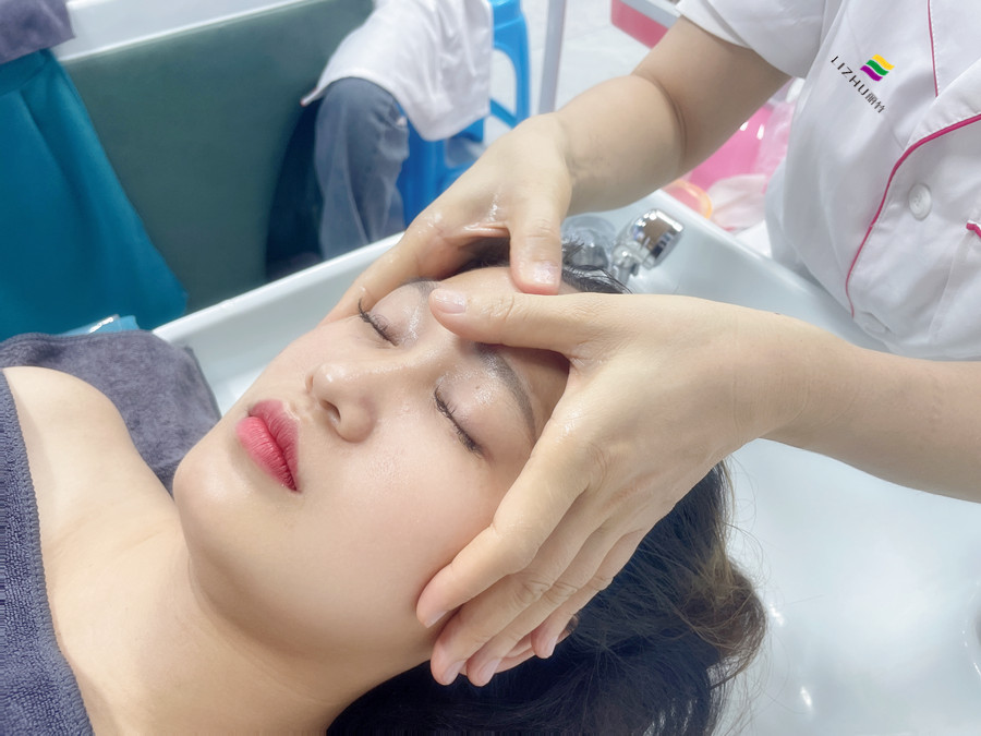 睡出來的好皮膚，南寧美容皮膚護(hù)解析