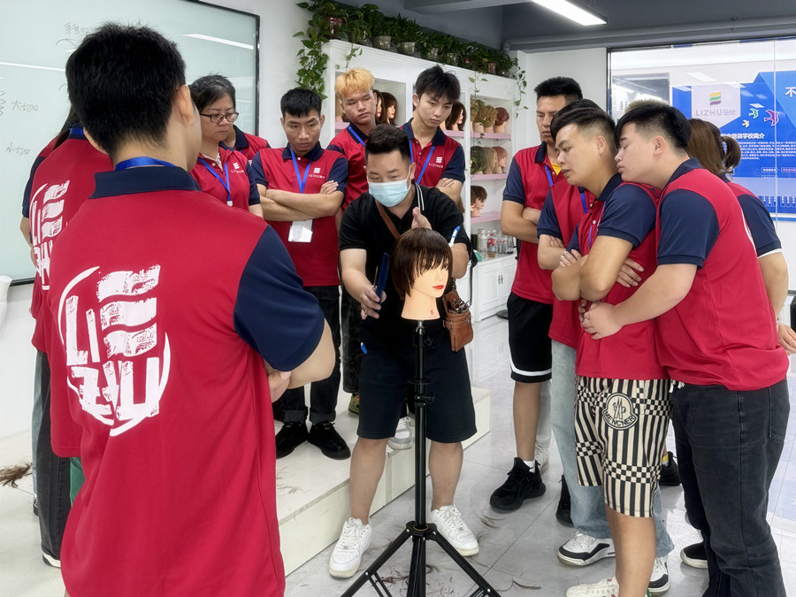 均等層次修剪，南寧美發(fā)基礎教案知識