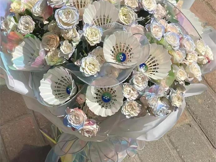 羽毛球花束，南寧鮮花花藝職業(yè)學(xué)校分享