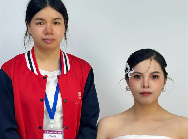 廣西學(xué)化妝高彩培訓(xùn)：蕾絲簡約新娘