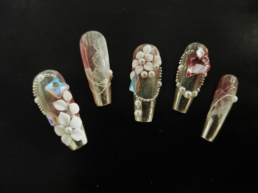 秋冬款尖花美甲，廣西美甲造型