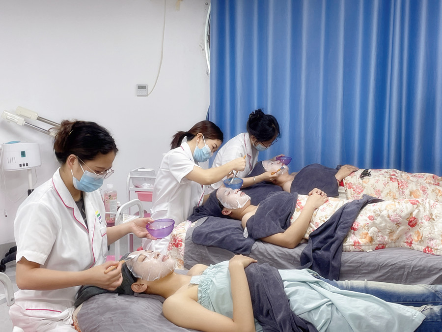 常見(jiàn)的美容護(hù)膚雷區(qū)，南寧美容護(hù)膚專業(yè)學(xué)校講解