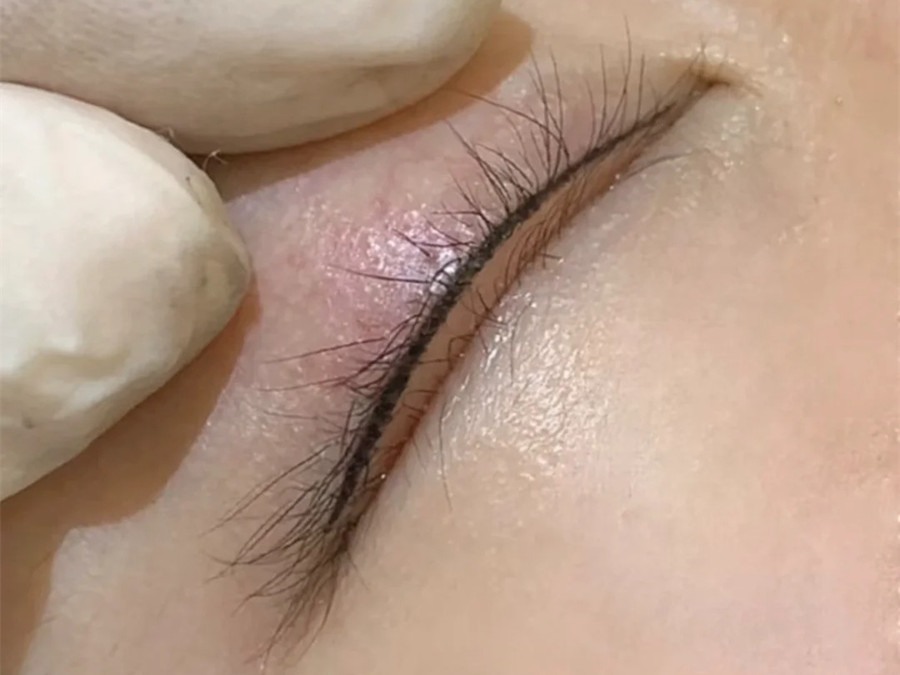 美瞳線怎樣持久保色？廣西紋繡專業(yè)技校分享