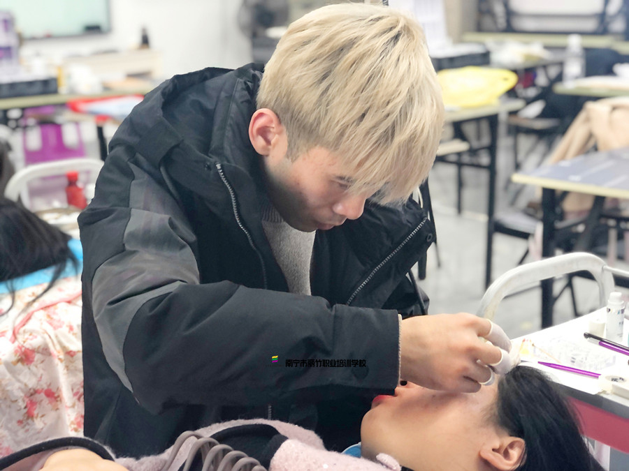 1735265106746657.jpg 900.jpg