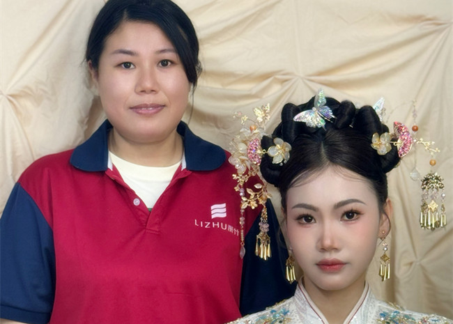 新中式秀禾，南寧化妝學(xué)校十大品牌