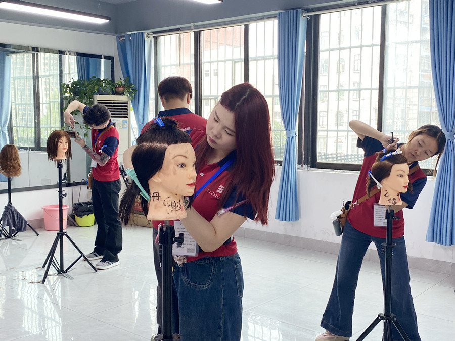 三角形堆積重量，南寧美發(fā)學(xué)校課程