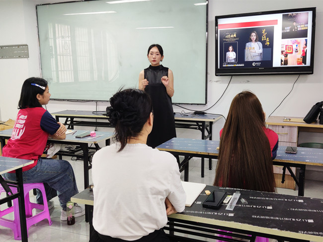 眉眼唇紋繡大師班7月22日開課啦